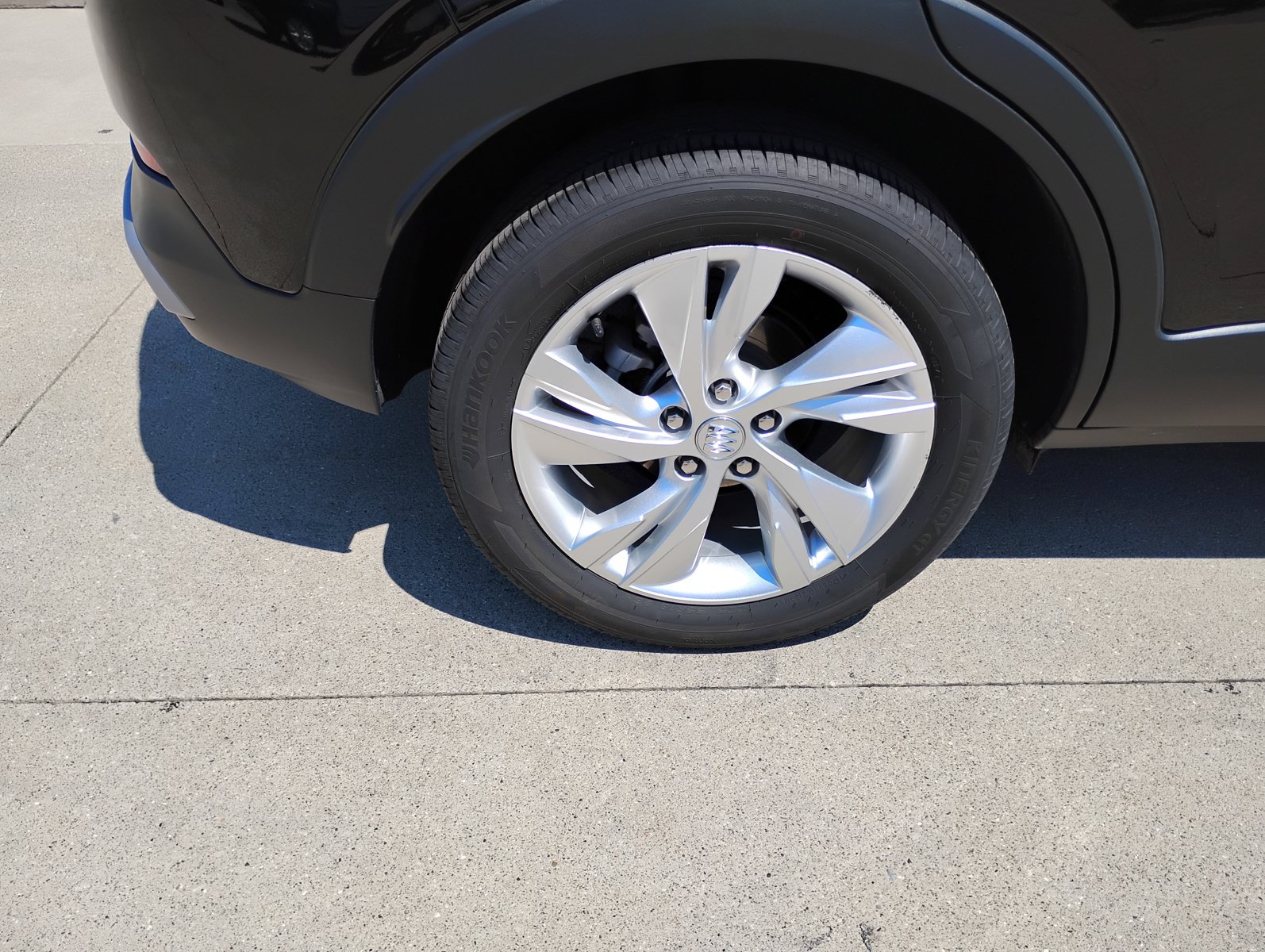Used 2024 Buick Encore GX Preferred w/ Comfort Package FWD image 32