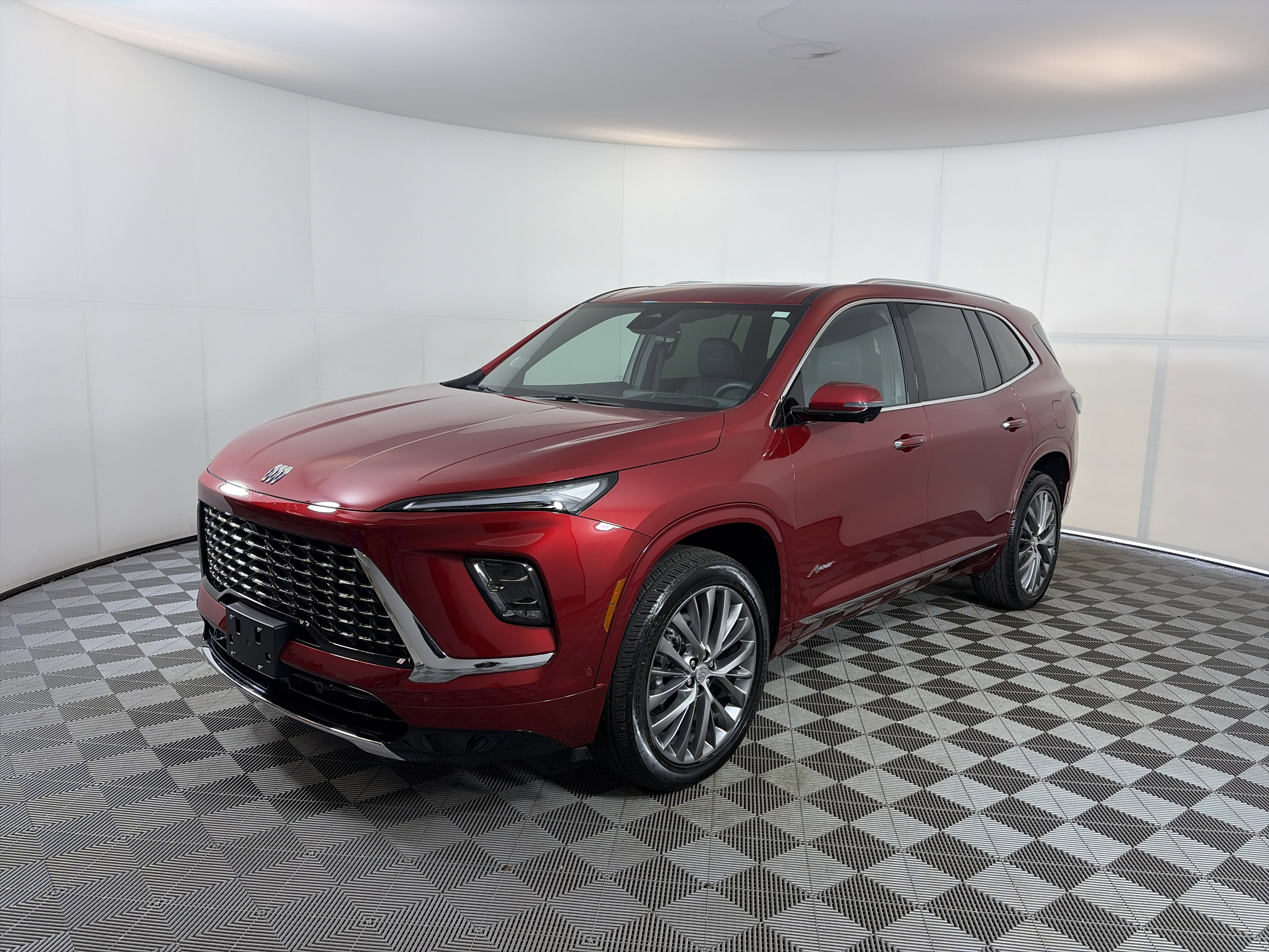 Certified 2025 Buick Enclave Avenir AWD/4WD image 2