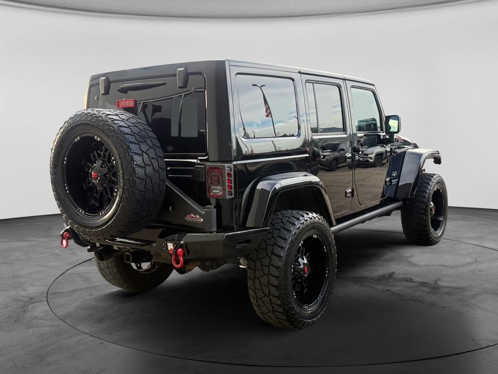 Used 2017 Jeep Wrangler Unlimited Sahara w/ Dual Top Group AWD/4WD image 9