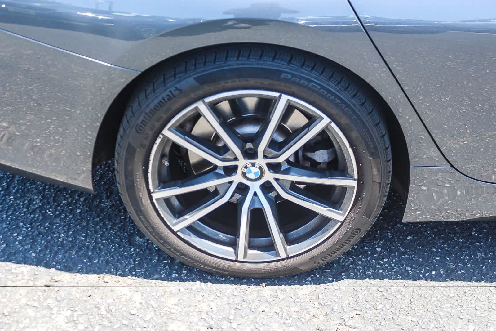 Used 2021 BMW 330e w/ Convenience Package RWD image 11
