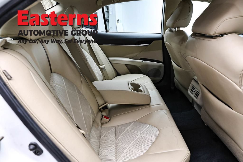 Used 2019 Toyota Camry XLE w/ Carpet Mat Package FWD image 24