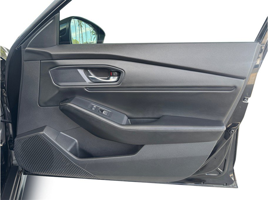 Used 2023 Honda Accord Sport image 19