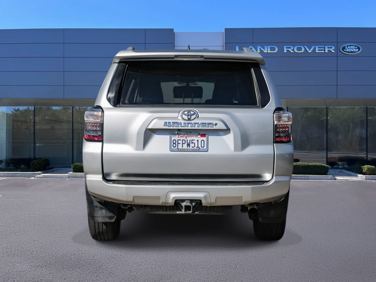 Used 2018 Toyota 4Runner SR5 RWD image 5