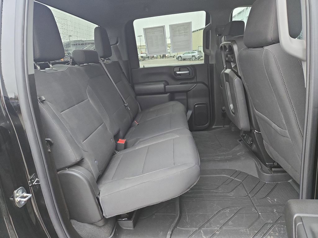 Used 2024 Chevrolet Silverado 2500 Custom w/ Custom Convenience Package image 16