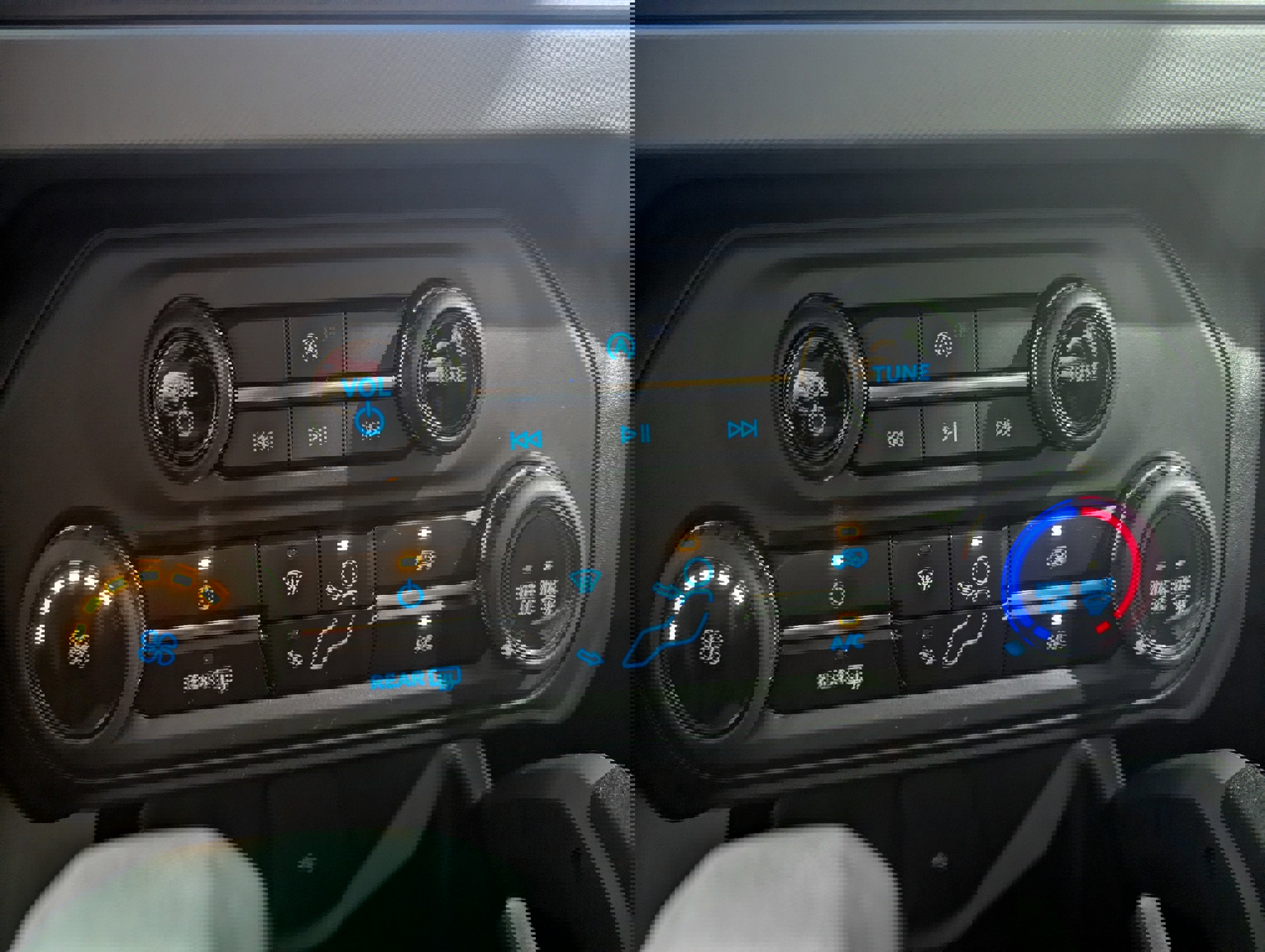 Used 2023 Ford Bronco Big Bend image 22