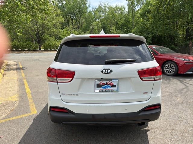 Used 2018 Kia Sorento LX AWD/4WD image 7