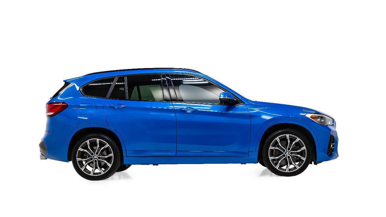 Used 2021 BMW X1 sDrive28i w/ M Sport Package FWD image 5