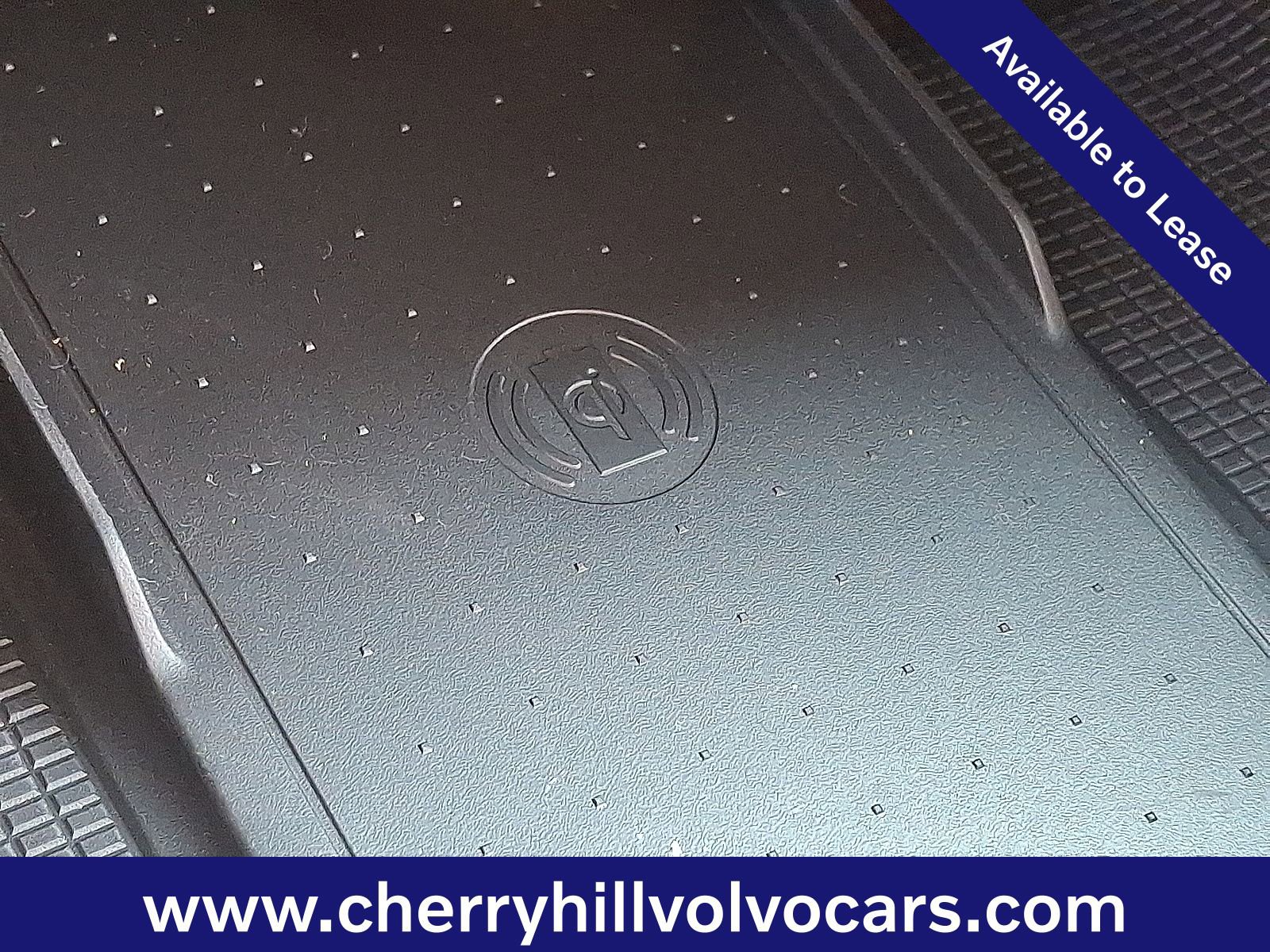 Certified 2026 Volvo XC40 B5 Plus w/ Protection Package Premier image 24