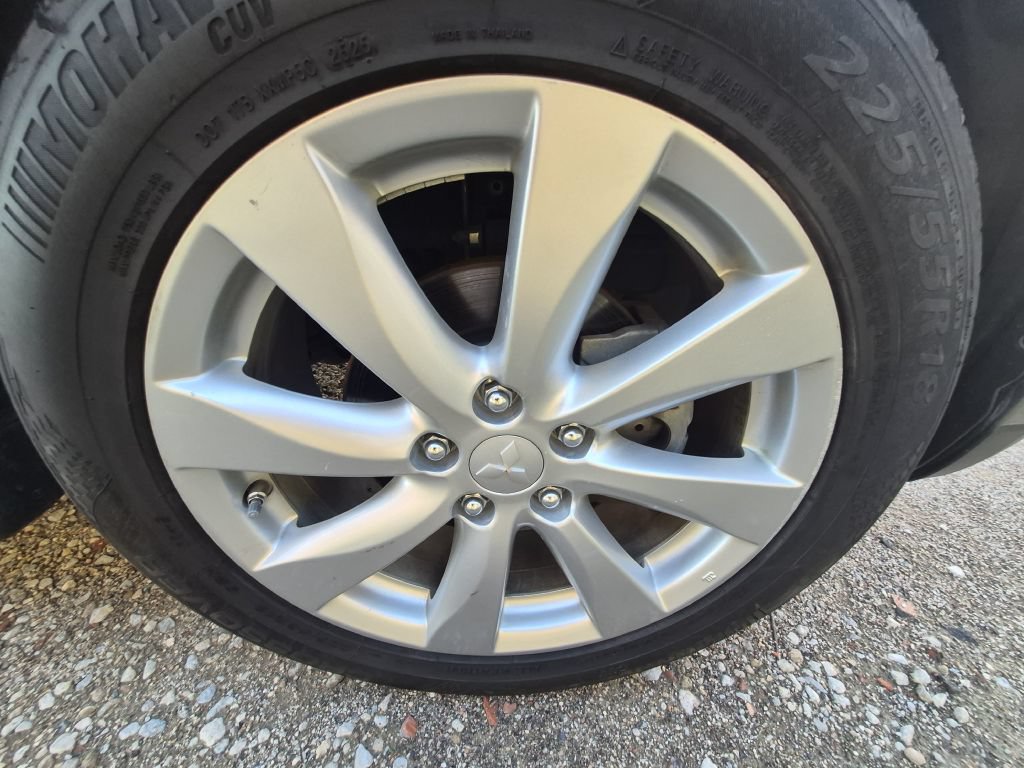 Used 2014 Mitsubishi Outlander Sport SE FWD image 31