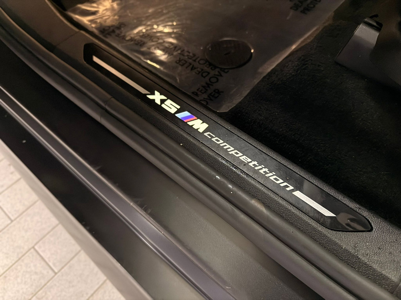 Used 2022 BMW X5 M Competition image 14