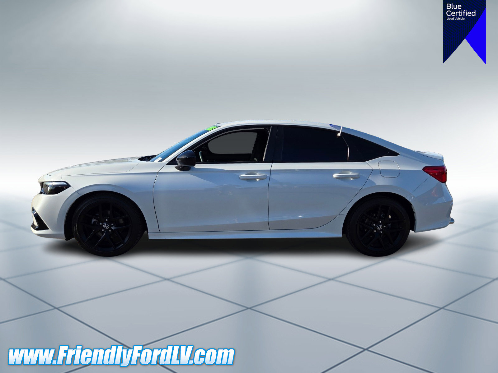 Used 2023 Honda Civic Sport image 3