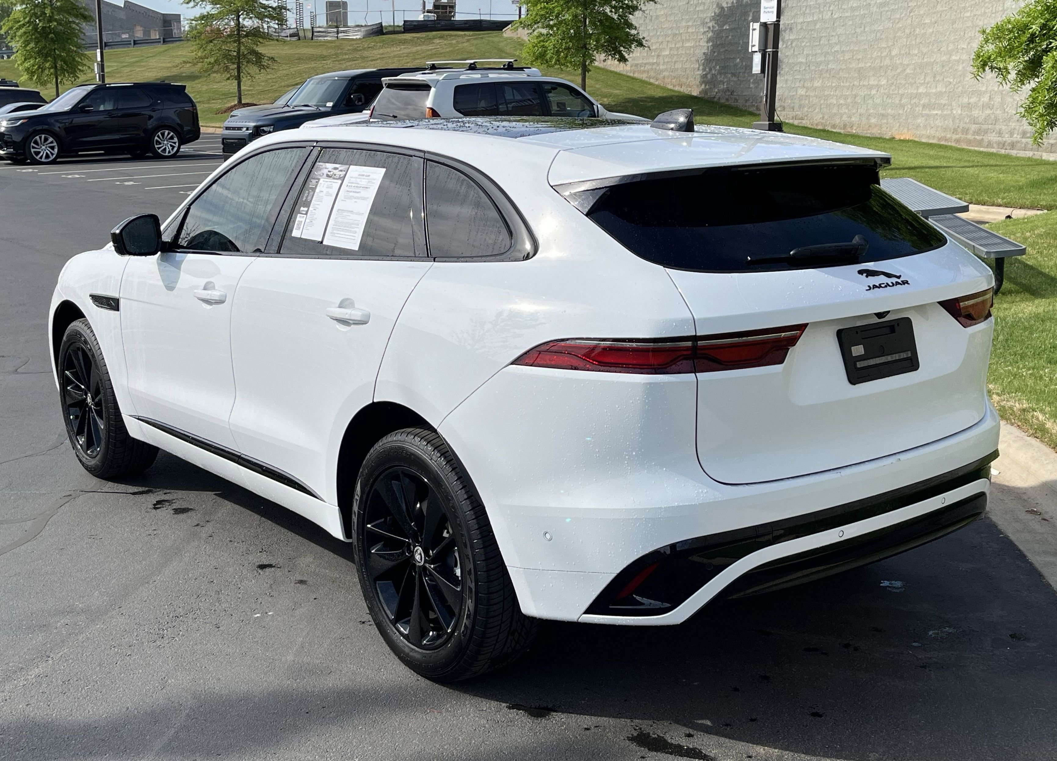 Used 2025 Jaguar F-PACE R-Dynamic S image 5
