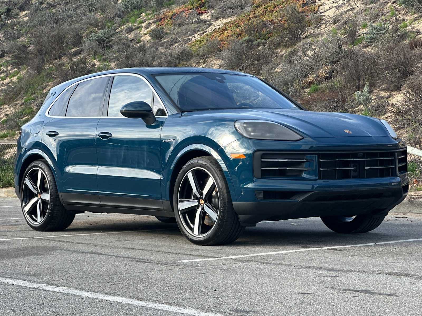 Used 2025 Porsche Cayenne E-Hybrid AWD/4WD image 10