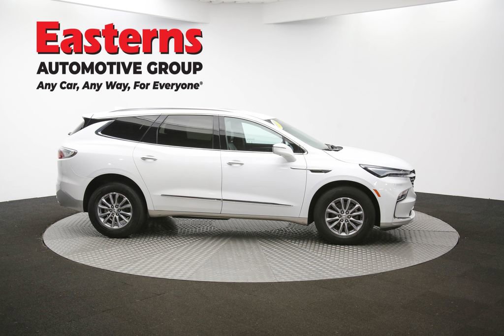 Used 2024 Buick Enclave Premium image 48