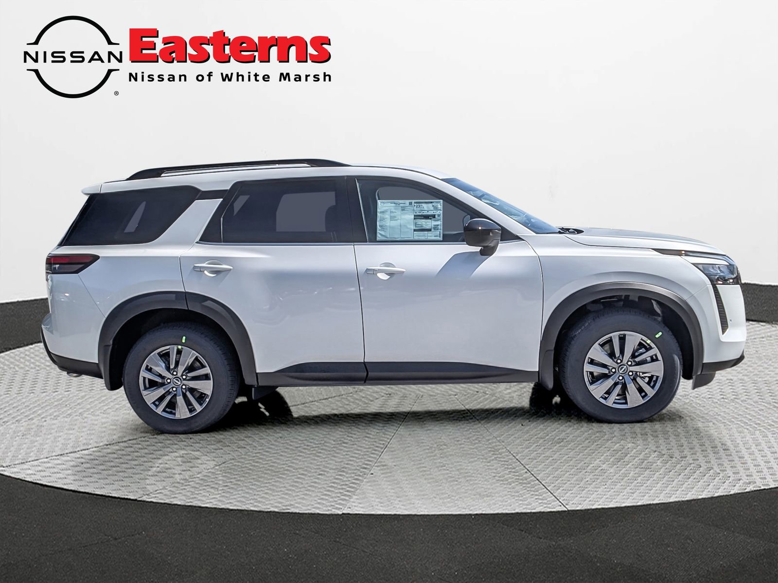 New 2026 Nissan Pathfinder SV image 5