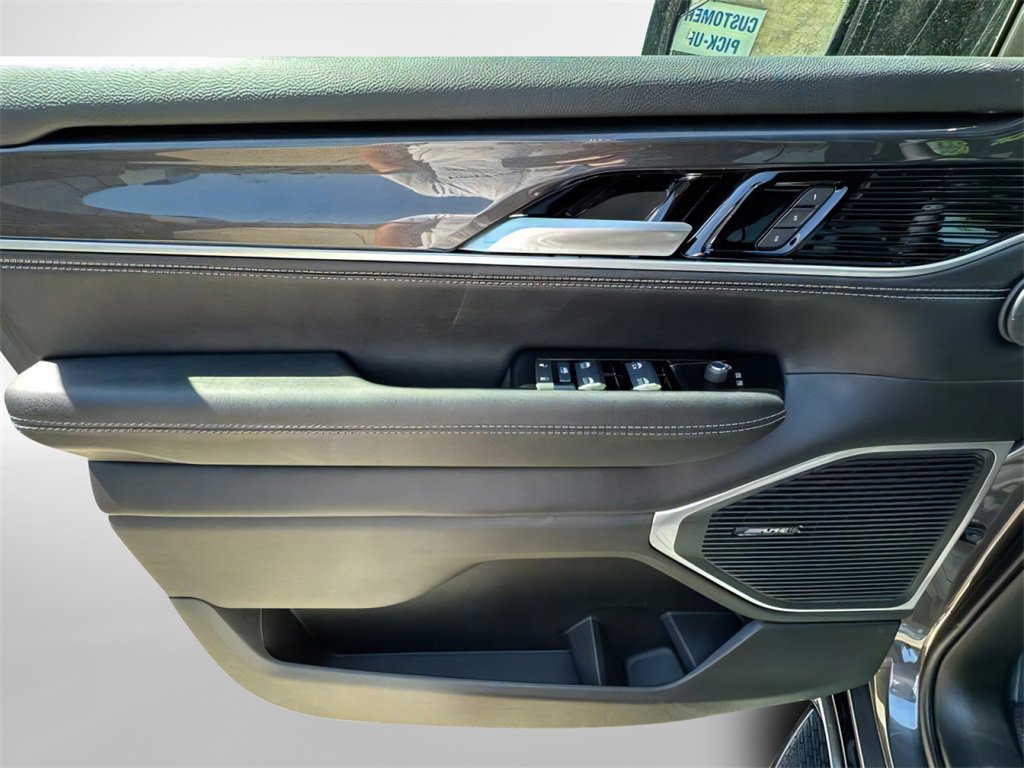 New 2024 Jeep Wagoneer 4WD w/ Premium Group I image 22