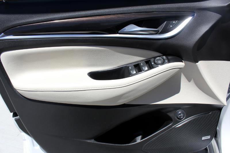 Used 2023 Buick Enclave Essence w/ Sound and Sites Package image 10