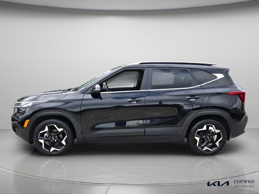 Certified 2025 Kia Seltos EX FWD image 3