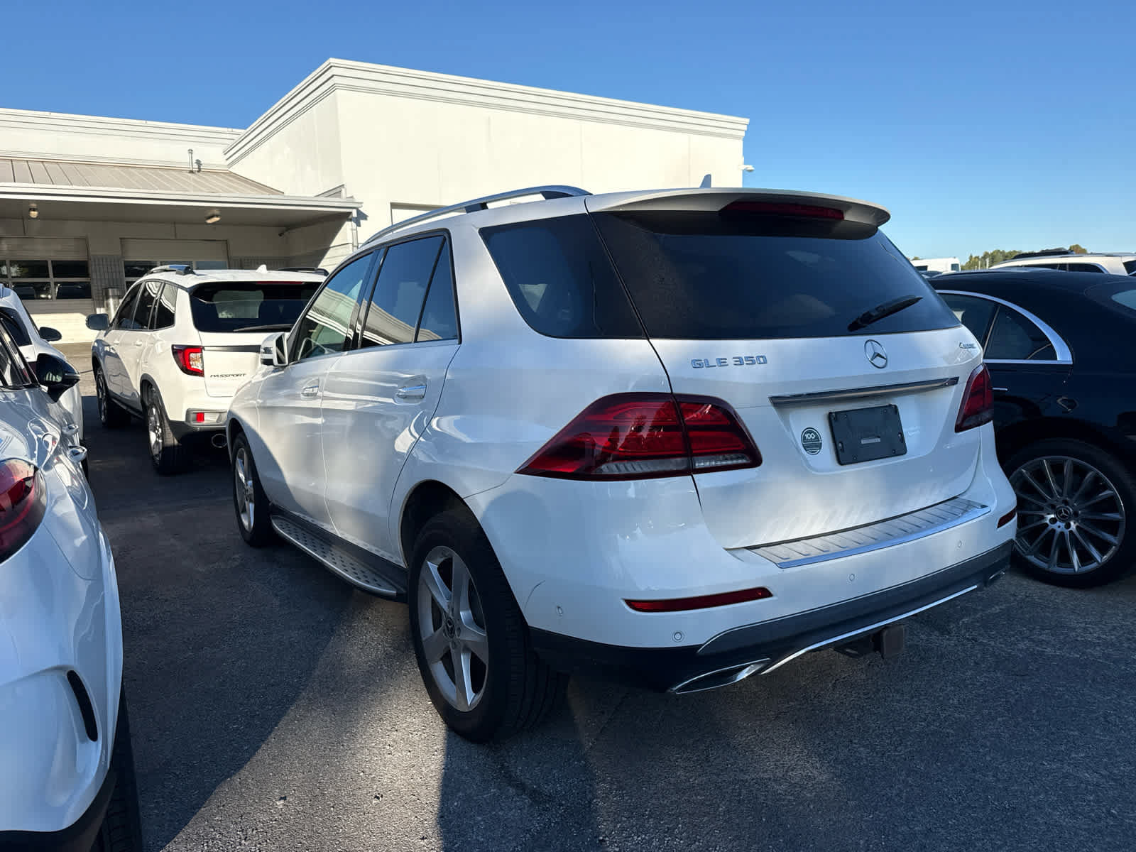 Used 2018 Mercedes-Benz GLE 350 4MATIC image 2