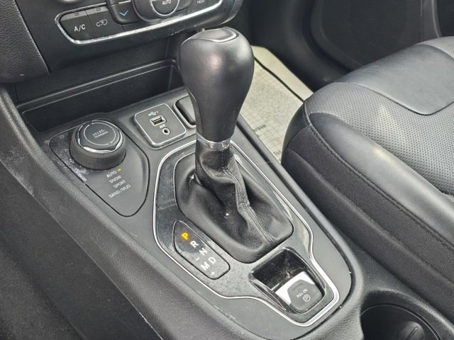 Used 2022 Jeep Cherokee Limited image 15