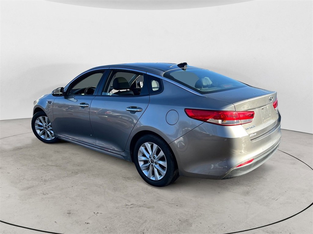Used 2016 Kia Optima EX w/ Premium Package image 4