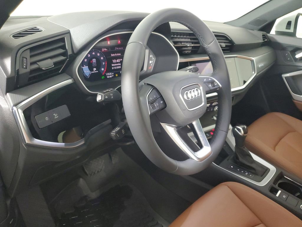 Used 2023 Audi Q3 2.0T Premium w/ Convenience Package AWD/4WD image 24