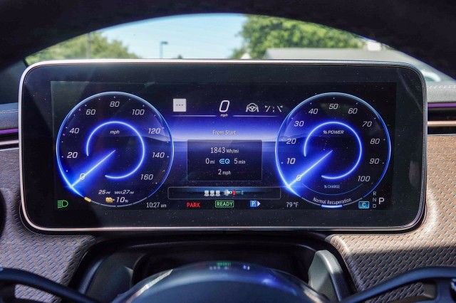 Used 2023 Mercedes-Benz EQE 500 4MATIC Sedan image 24