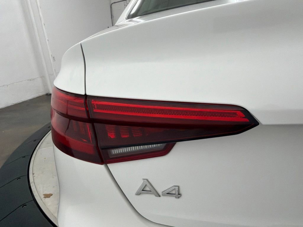 Used 2017 Audi A4 2.0T Premium FWD image 11