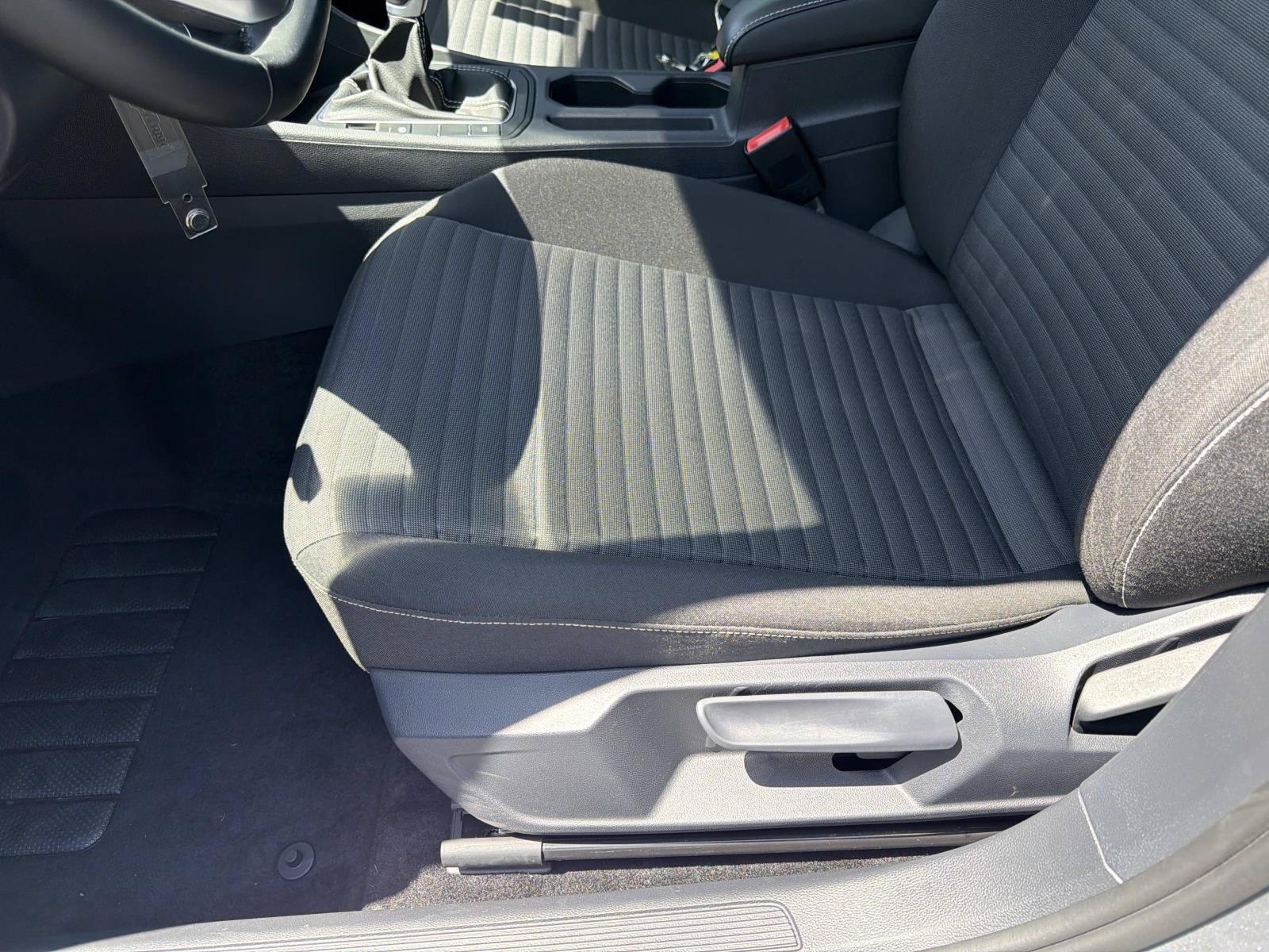 Certified 2024 Volkswagen Jetta S FWD image 15