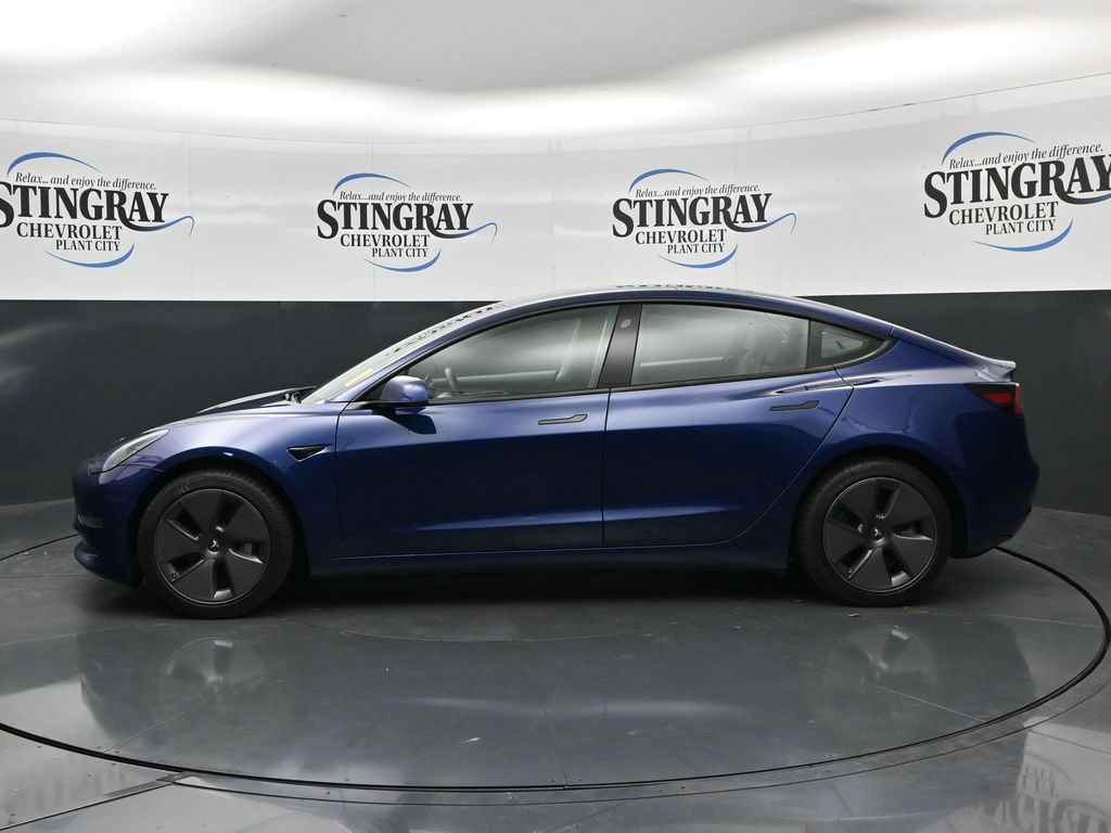 Used 2023 Tesla Model 3 Standard Range RWD image 4