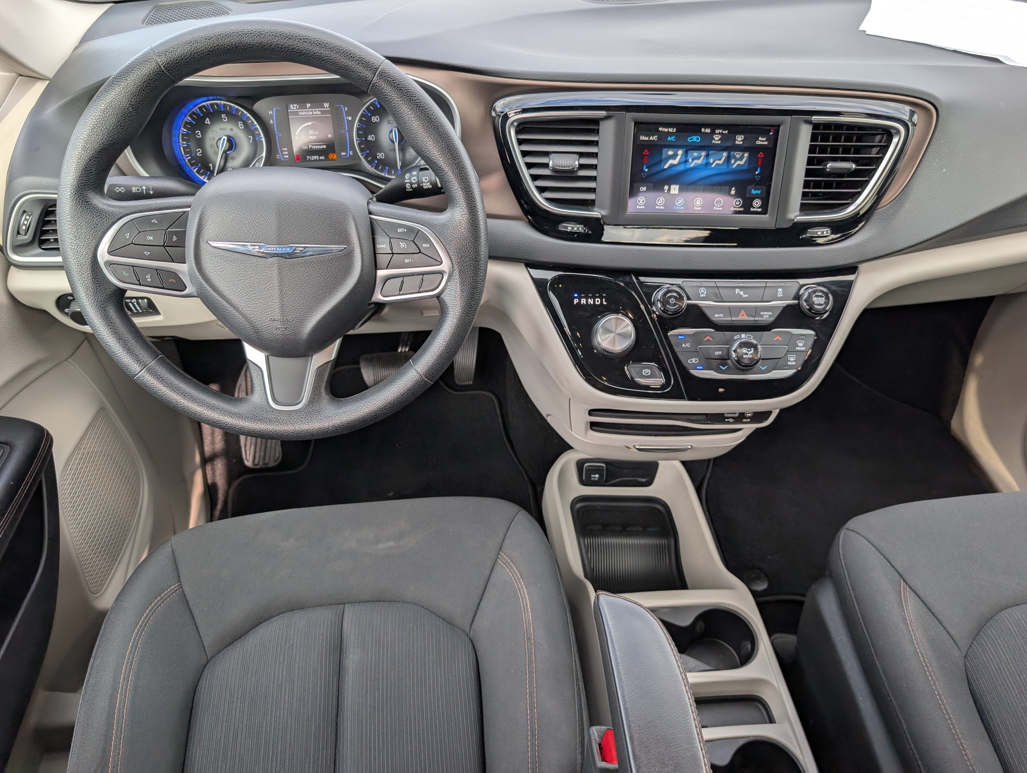 Used 2019 Chrysler Pacifica LX FWD image 10