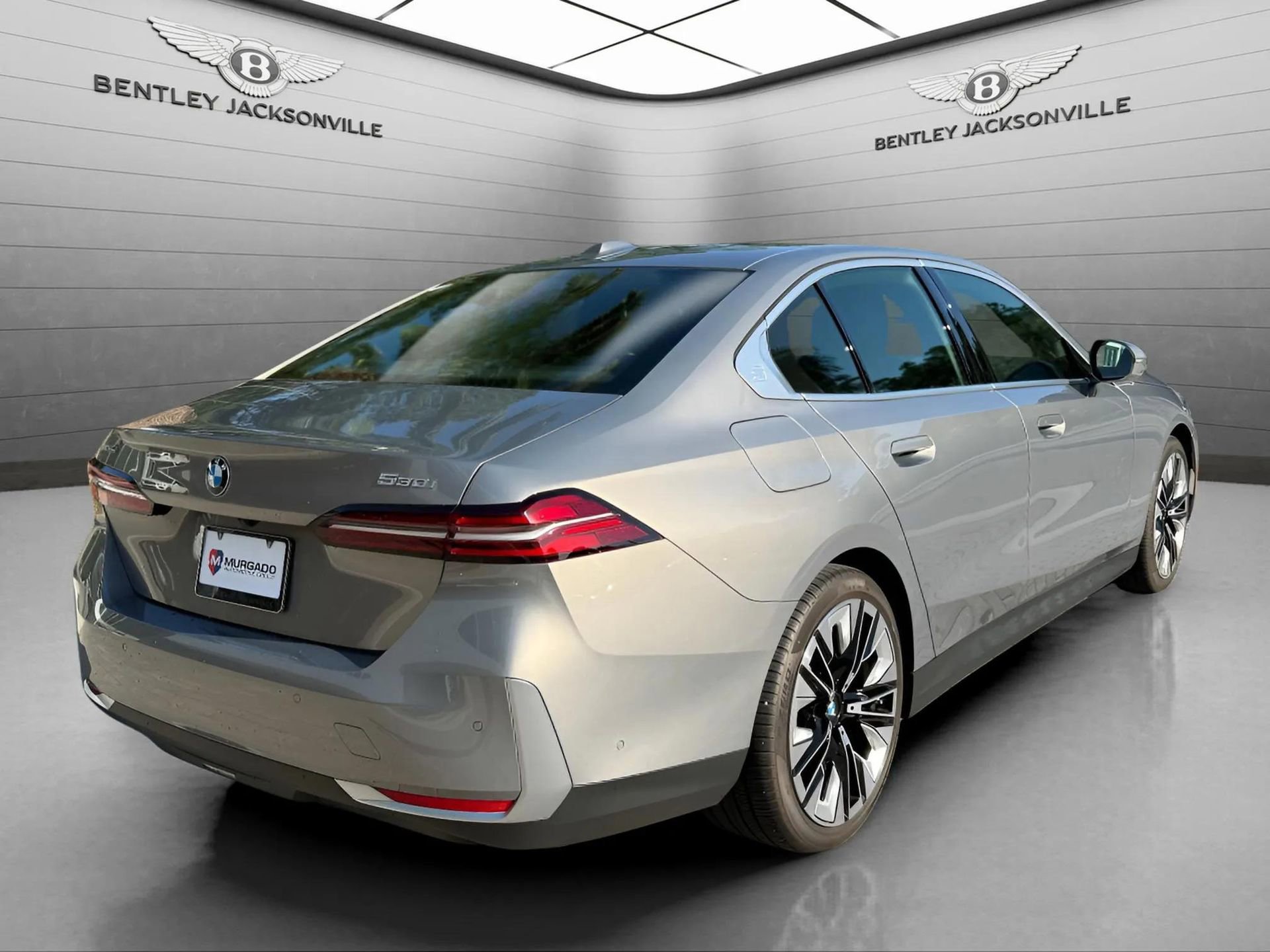 Used 2024 BMW 530i xDrive w/ Premium Package image 18