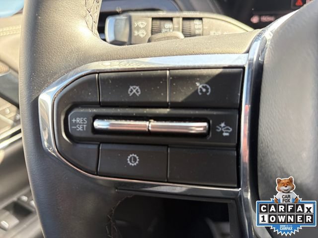 Used 2025 GMC Yukon Elevation RWD image 12