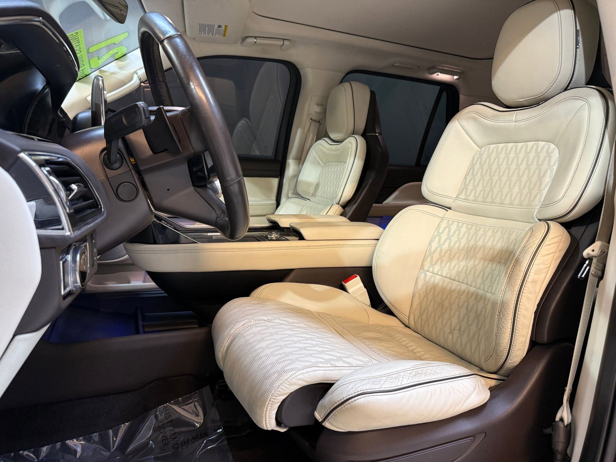 Used 2021 Lincoln Navigator Black Label AWD/4WD image 5