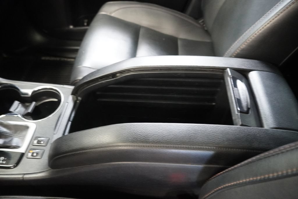 Used 2019 Toyota Highlander XLE AWD/4WD image 26