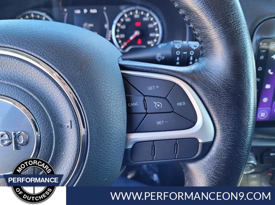 Used 2018 Jeep Renegade Latitude w/ Cold Weather Group AWD/4WD image 18
