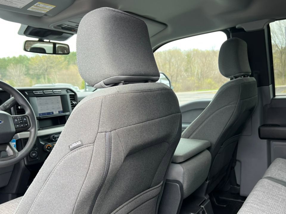 Used 2023 Ford F250 XLT w/ Snow Plow/Camper Package AWD/4WD image 33