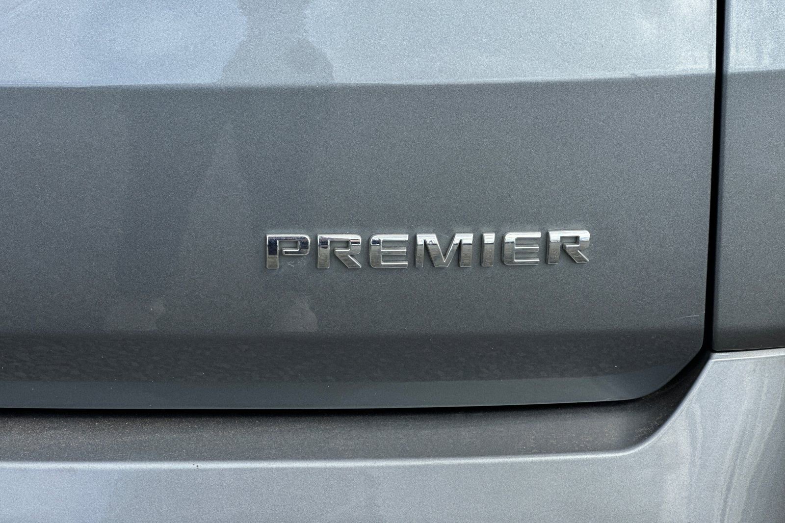 Used 2021 Chevrolet Traverse Premier w/ LPO, Floor Liner Package image 51