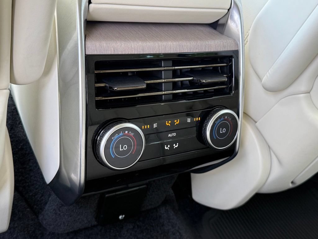 Certified 2023 Land Rover Range Rover SE AWD/4WD image 34