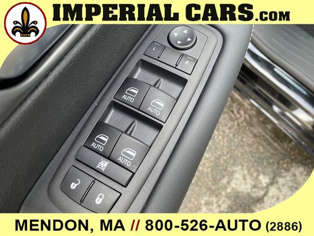 New 2026 Chrysler Pacifica Select image 27