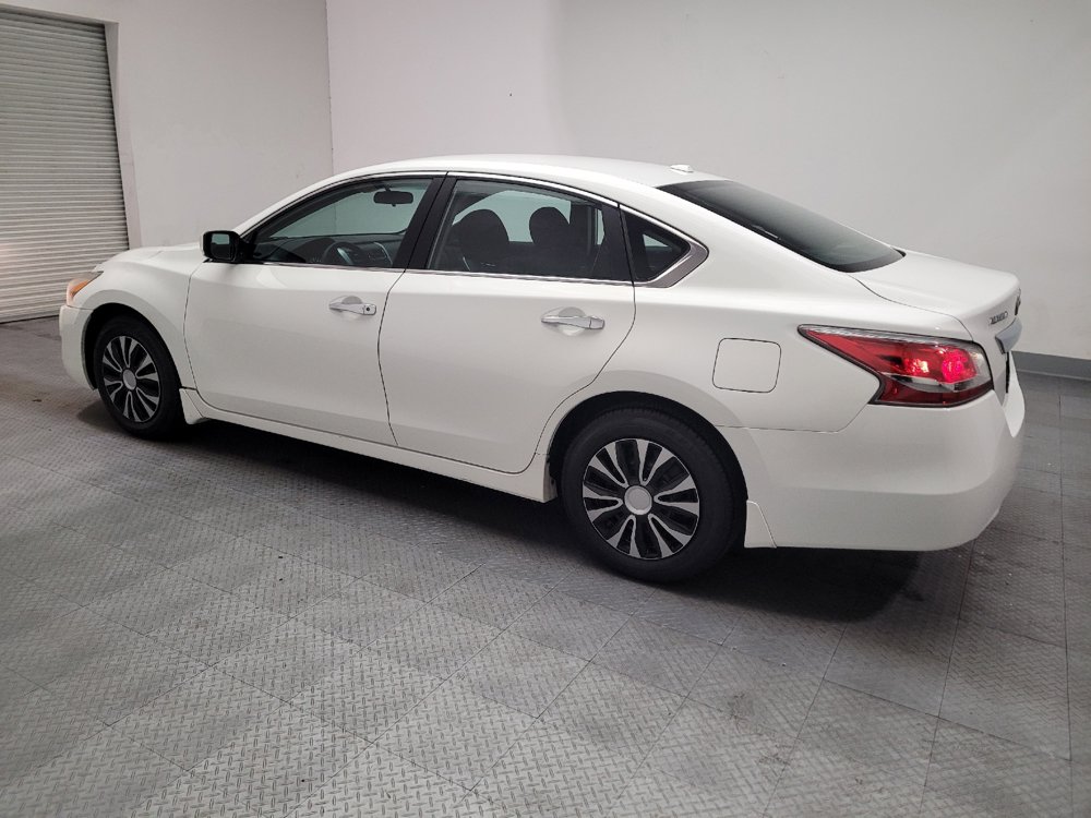 Used 2015 Nissan Altima 2.5 S w/ Power Driver Seat Package FWD image 3