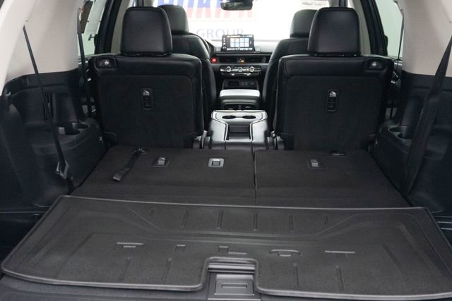 Certified 2023 Honda Pilot Touring image 11