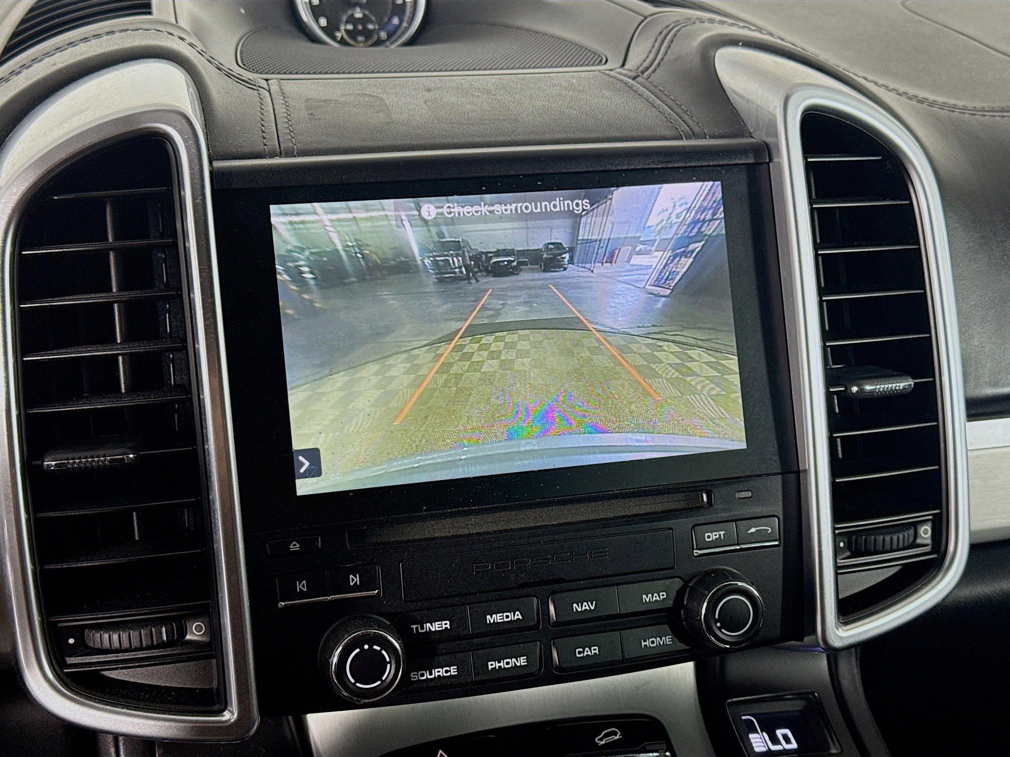 Used 2018 Porsche Cayenne GTS image 19