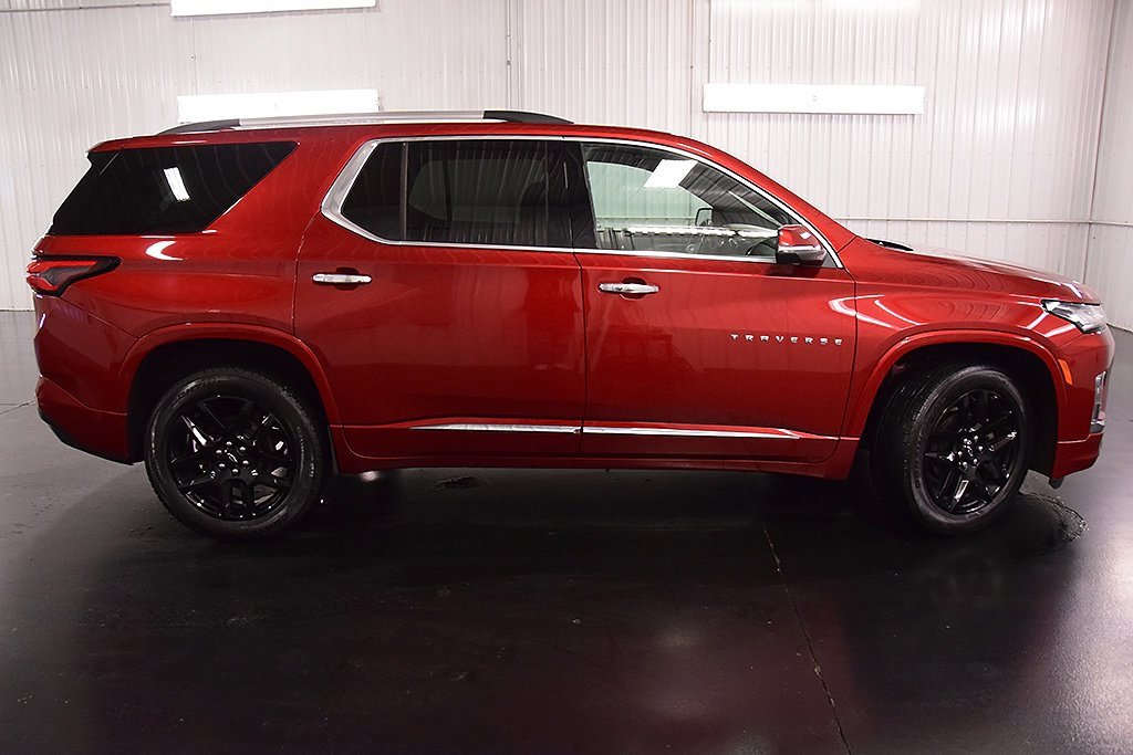 Used 2023 Chevrolet Traverse Premier w/ LPO, Floor Liner Package image 8