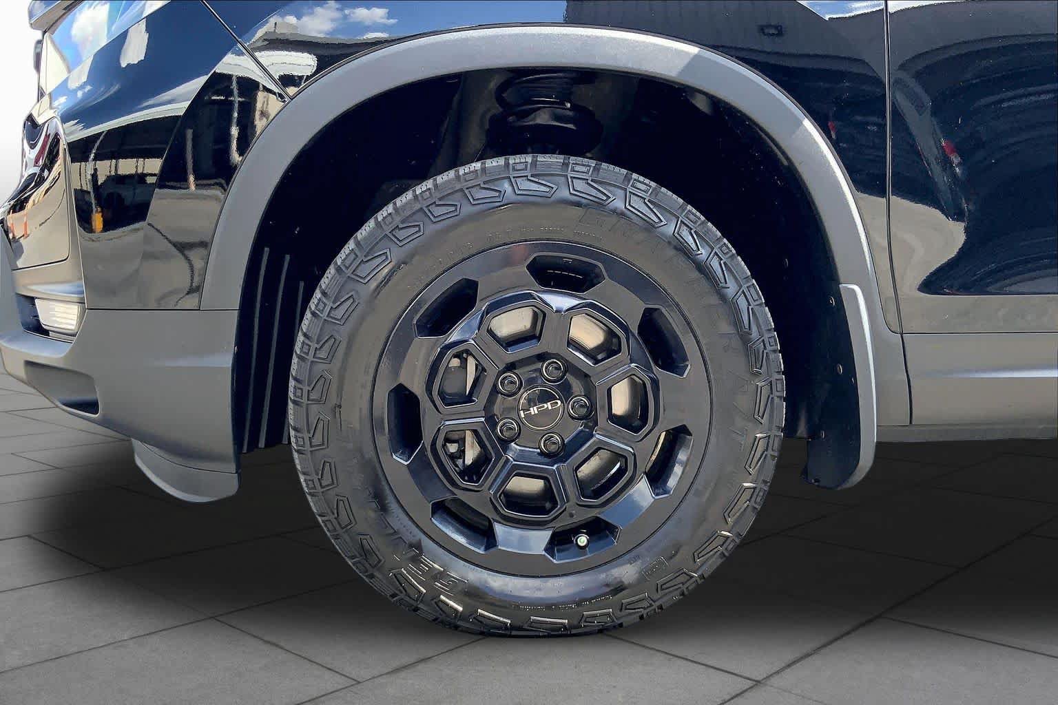 Used 2025 Honda Ridgeline Sport+ image 11