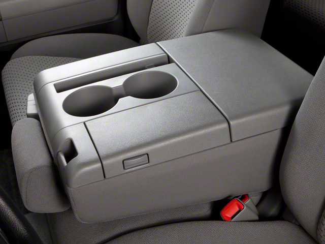 Used 2010 Toyota Tundra 4x4 CrewMax image 13