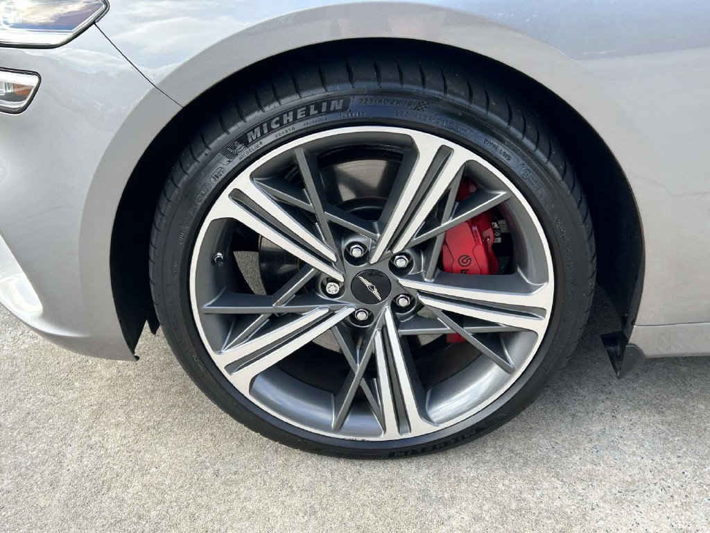 Used 2025 Genesis G70 3.3T Advanced w/ Sport Prestige Package RWD image 9