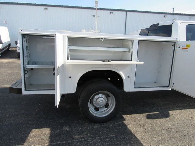 Used 2024 RAM 4500 SLT w/ Quick Order Package 2YG SLT AWD/4WD image 24