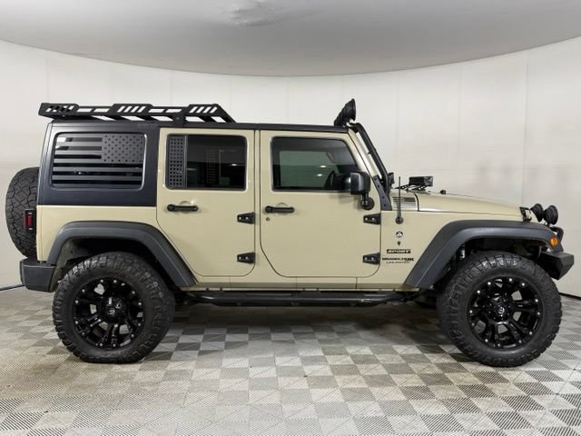 Used 2018 Jeep Wrangler Unlimited Sport S AWD/4WD image 9