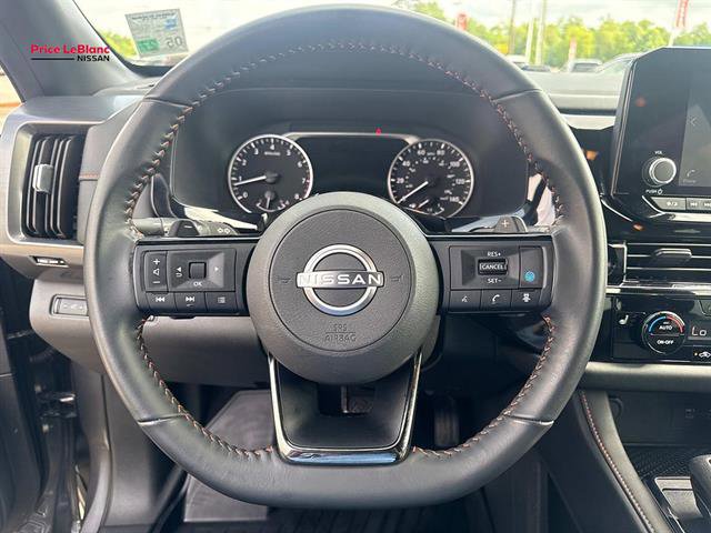 Used 2023 Nissan Pathfinder Rock Creek AWD/4WD image 21